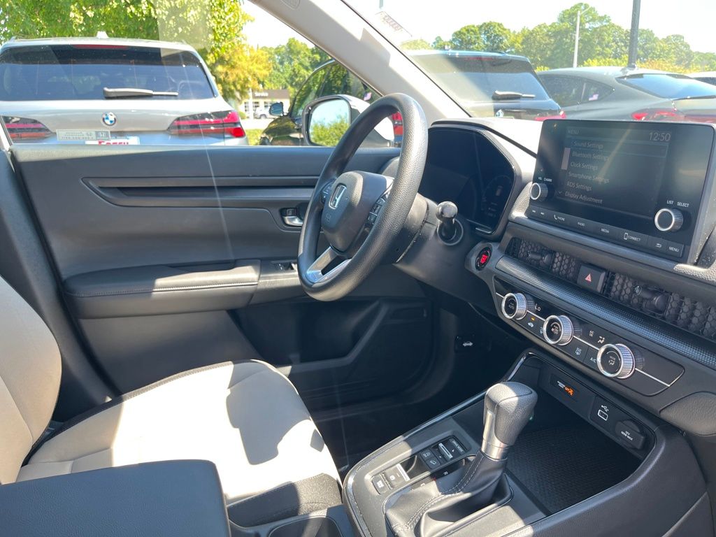2024 Honda CR-V LX photo 29
