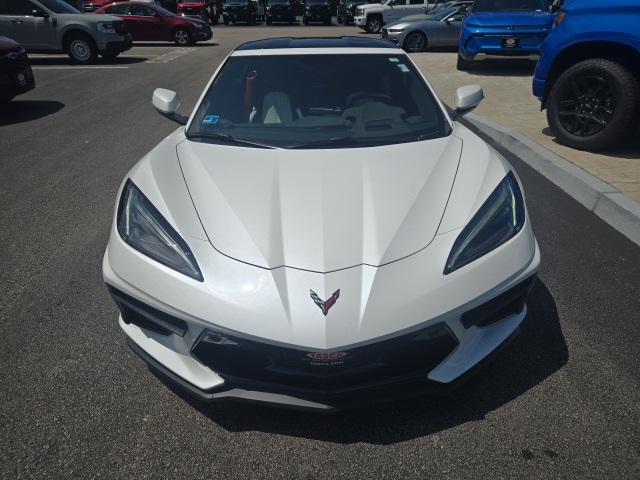 2023 Chevrolet Corvette Stingray 3LT photo 2