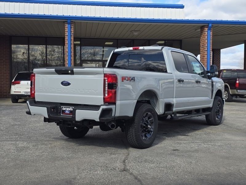 2025 Ford F-250 XL photo 3