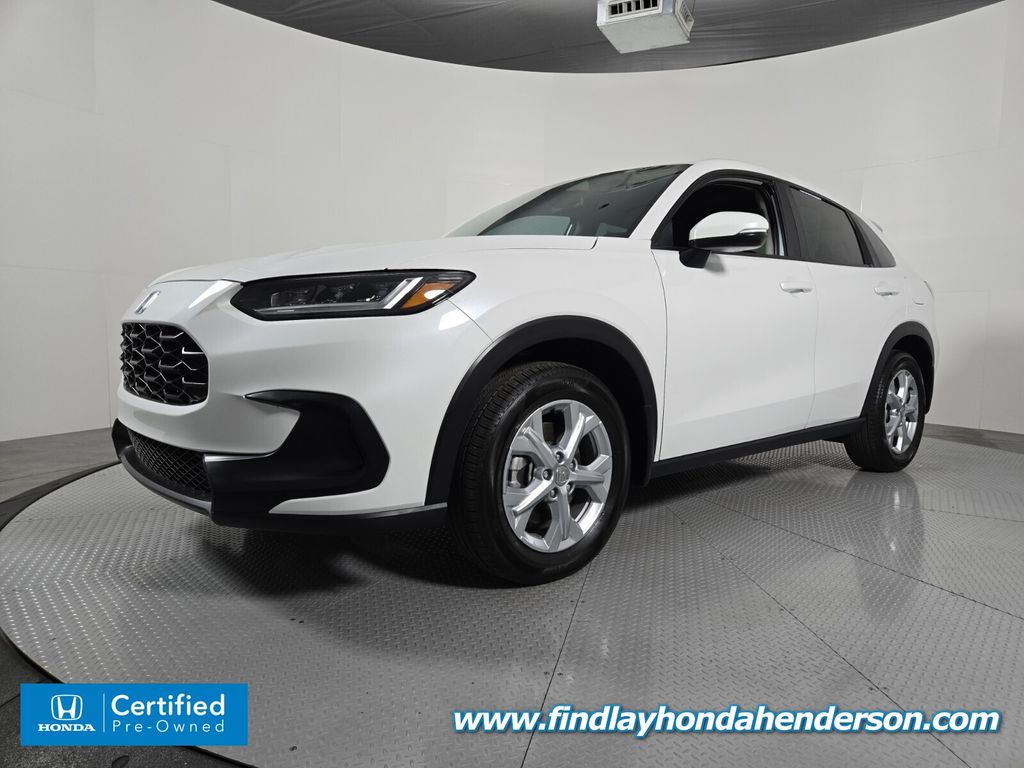 2025 Honda HR-V LX photo 2