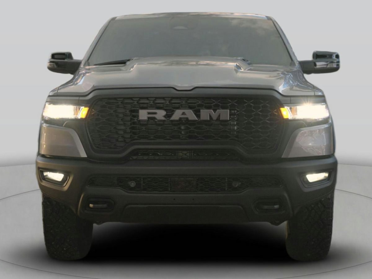 2025 Ram 1500 Tradesman photo 3
