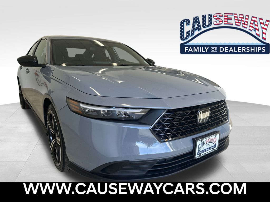 2023 Honda Accord Sport's photo