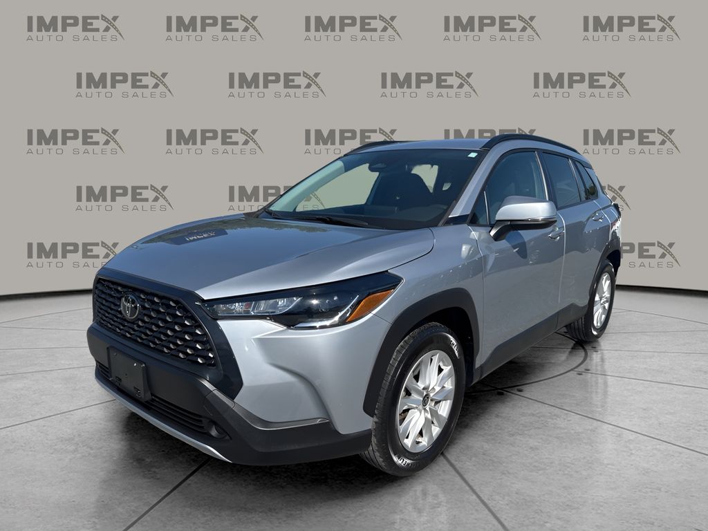 2024 Toyota Corolla Cross LE
