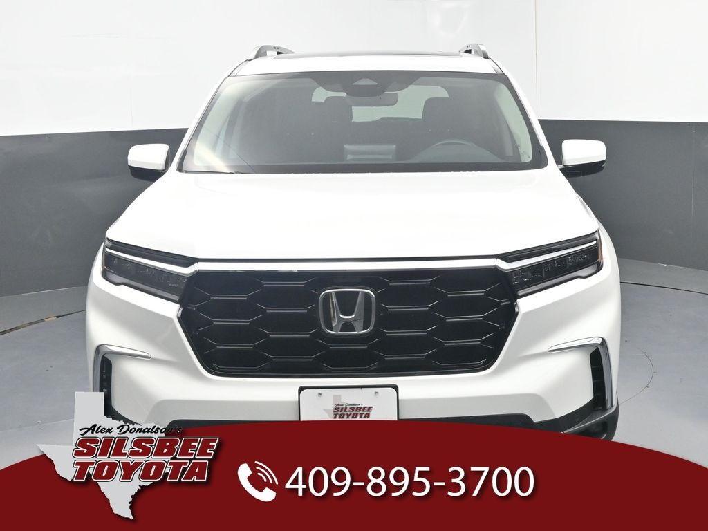 2024 Honda Pilot Touring photo 2