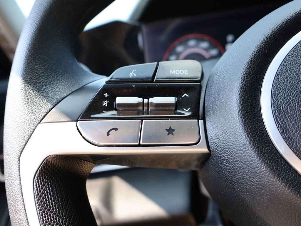 2024 Hyundai Elantra SEL photo 23
