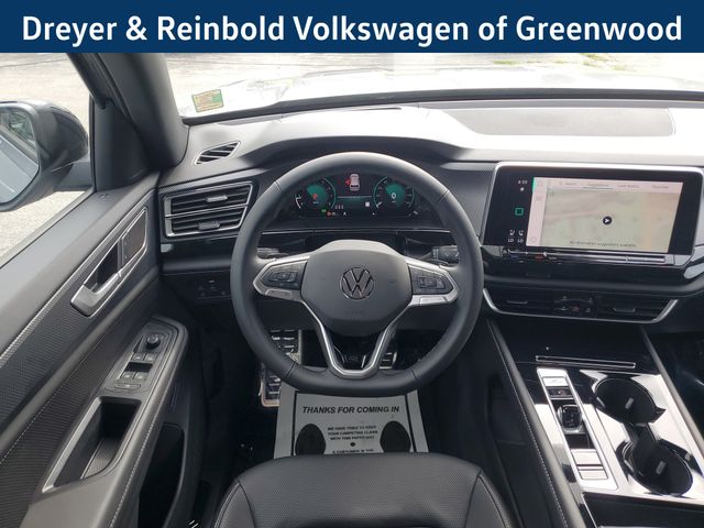 2025 Volkswagen Atlas Cross Sport SEL R-Line photo 16