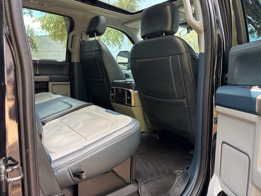 2022 Ford F-250 photo 22