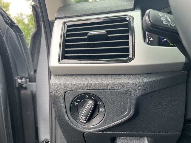 2022 Volkswagen Atlas SE Technology photo 28