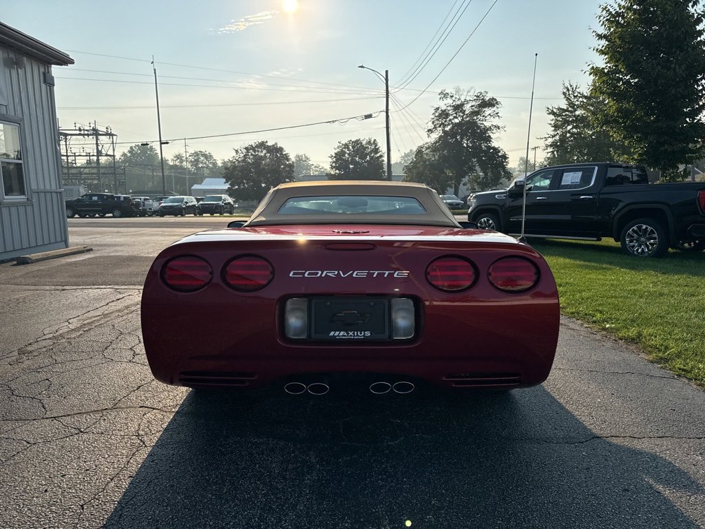 2004 Chevrolet Corvette Base photo 4