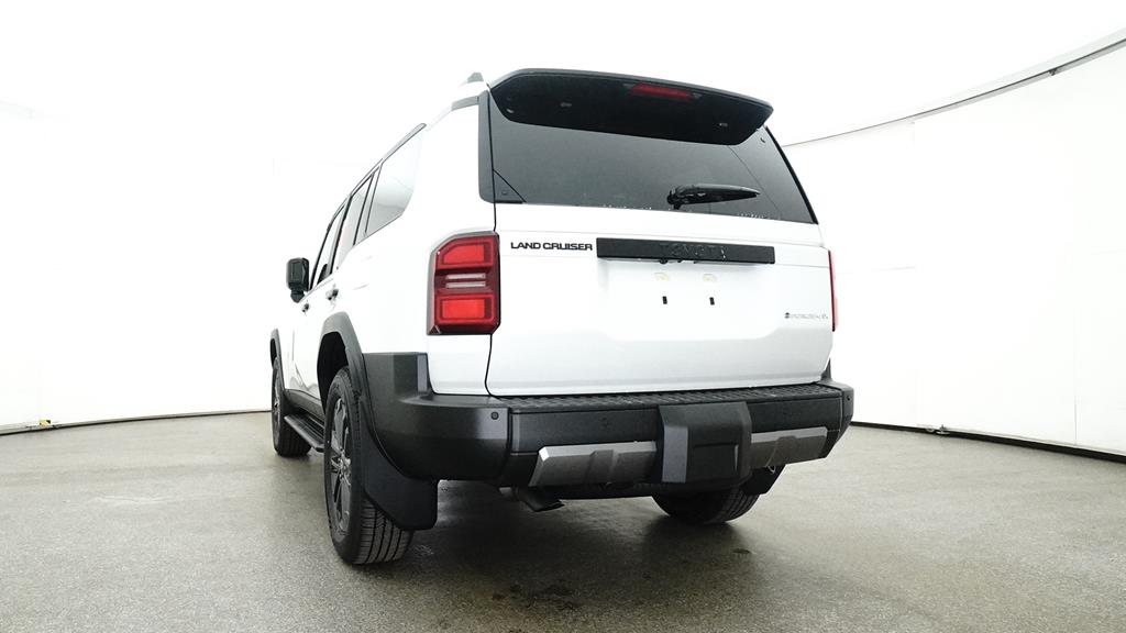 2025 Toyota Land Cruiser Base - Photo 15