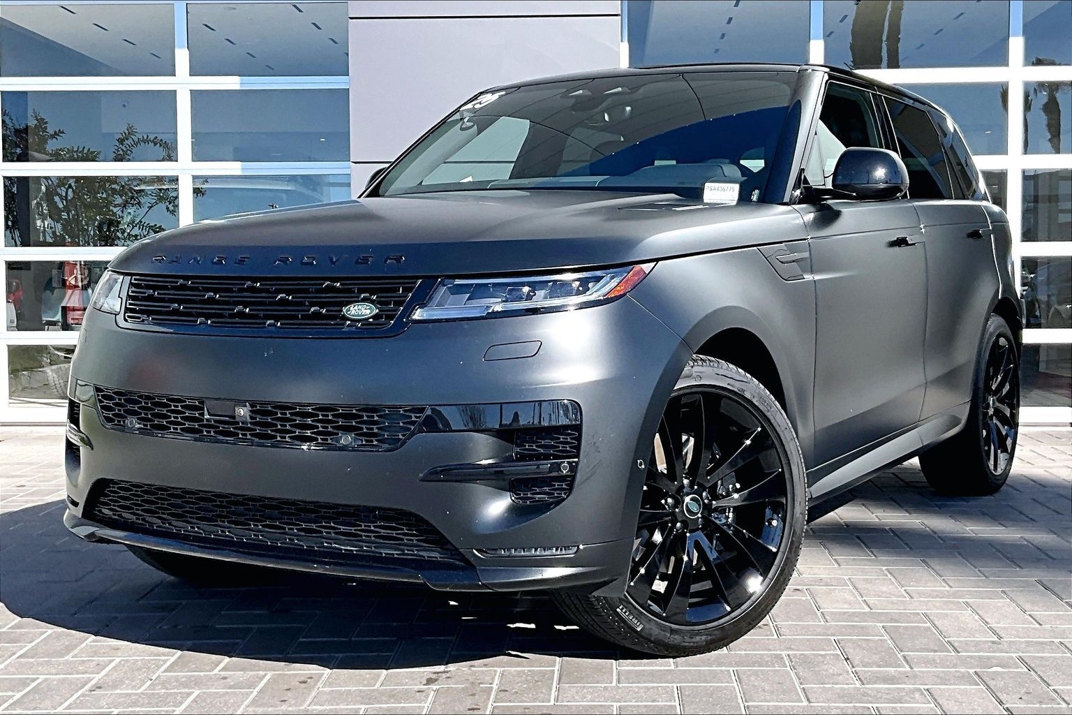 2025 Land Rover Range Rover Sport Dynamic SE's photo
