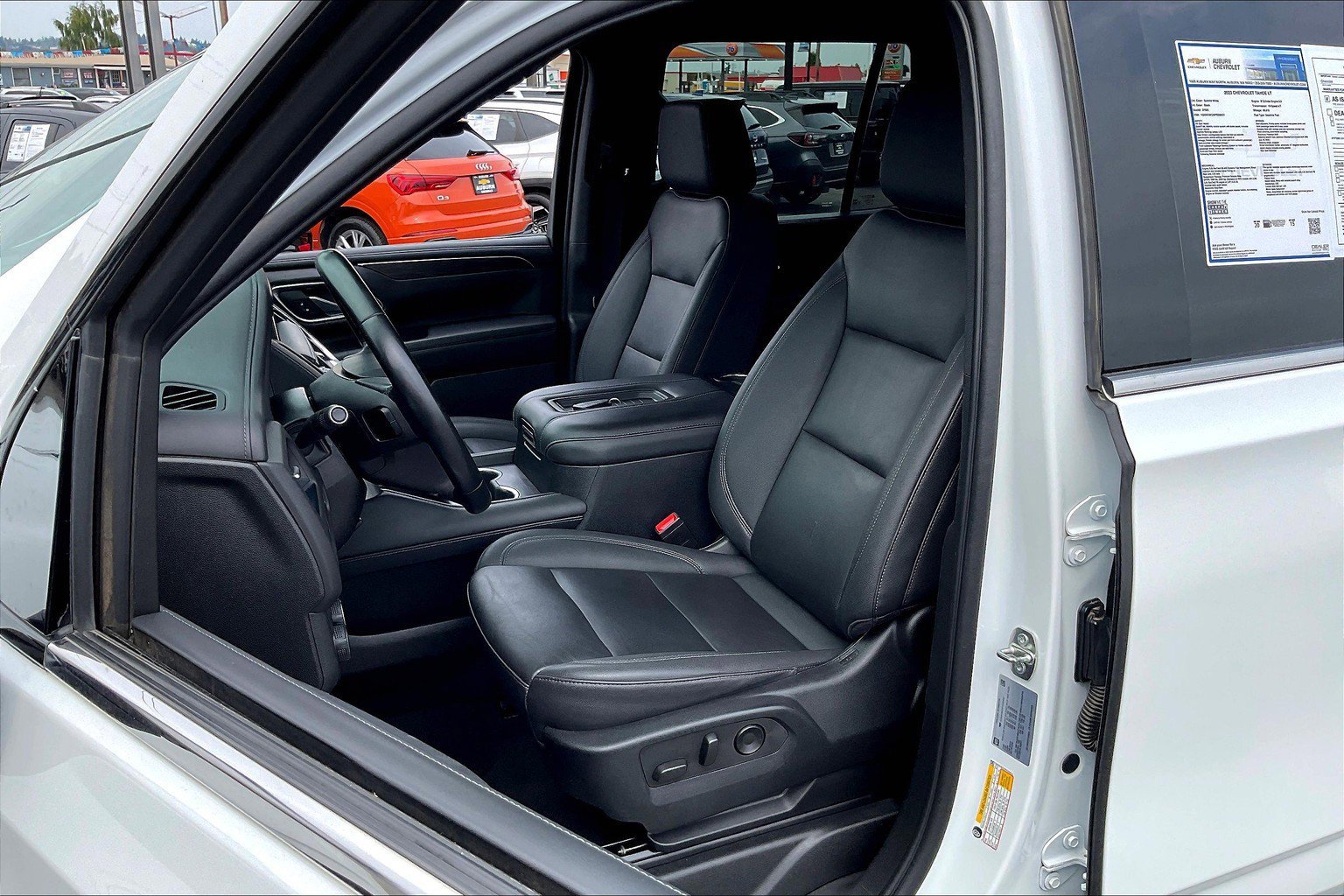 2023 Chevrolet Tahoe LT photo 22