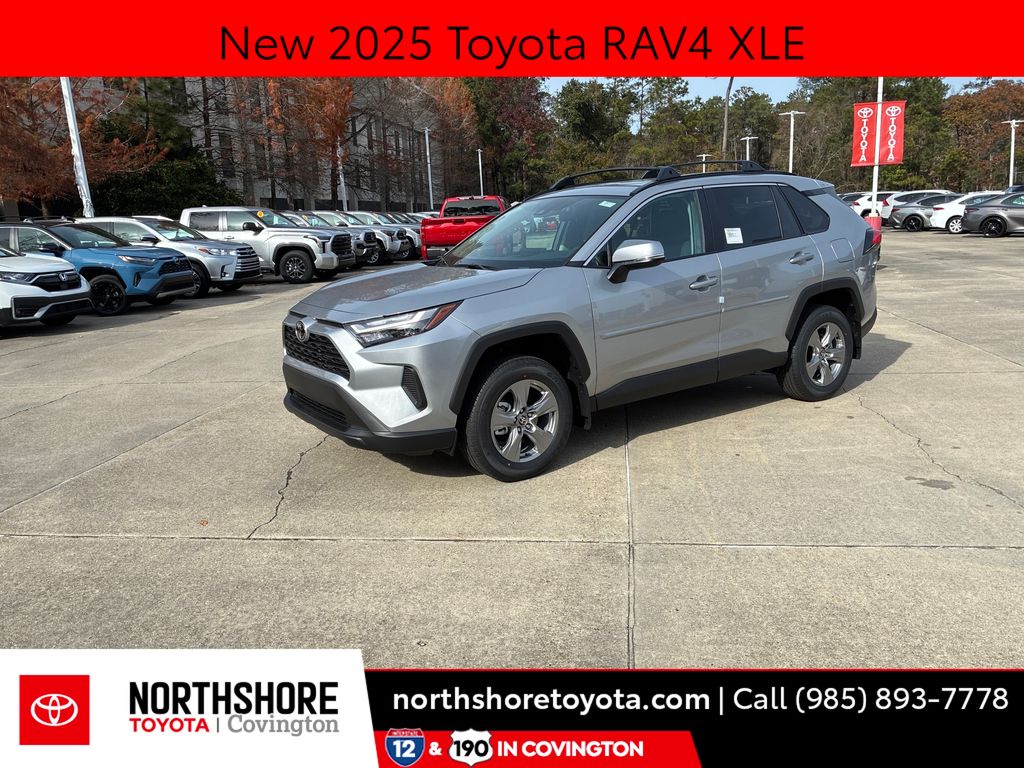 2025 Toyota RAV4 XLE's photo
