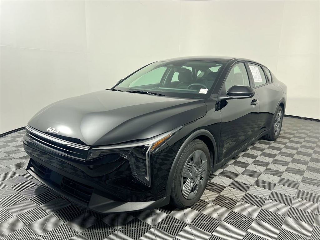 2025 Kia K4 LX photo 8