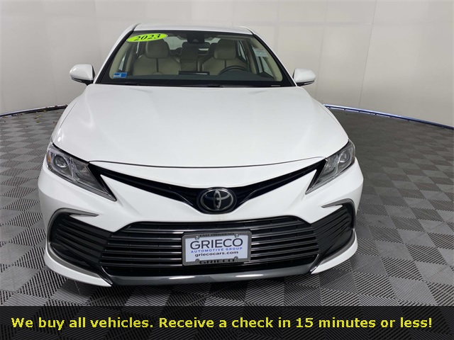 2023 Toyota Camry LE photo 2