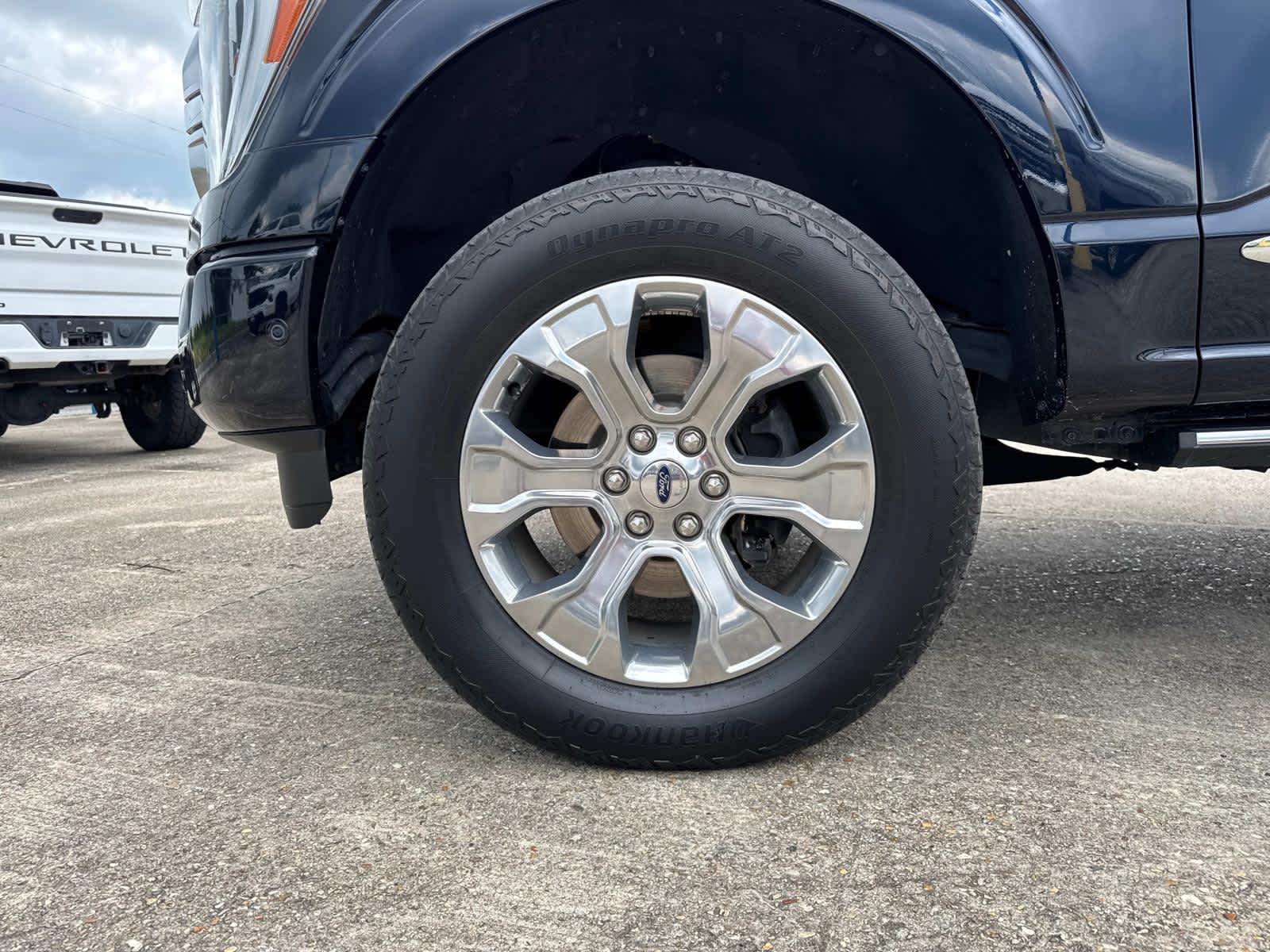 2021 Ford F-150 Platinum photo 17