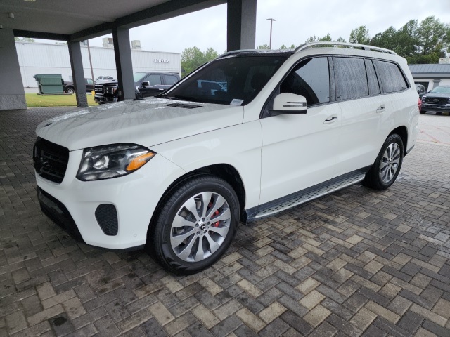 2017 Mercedes Benz GLS 450 4MATIC photo 2