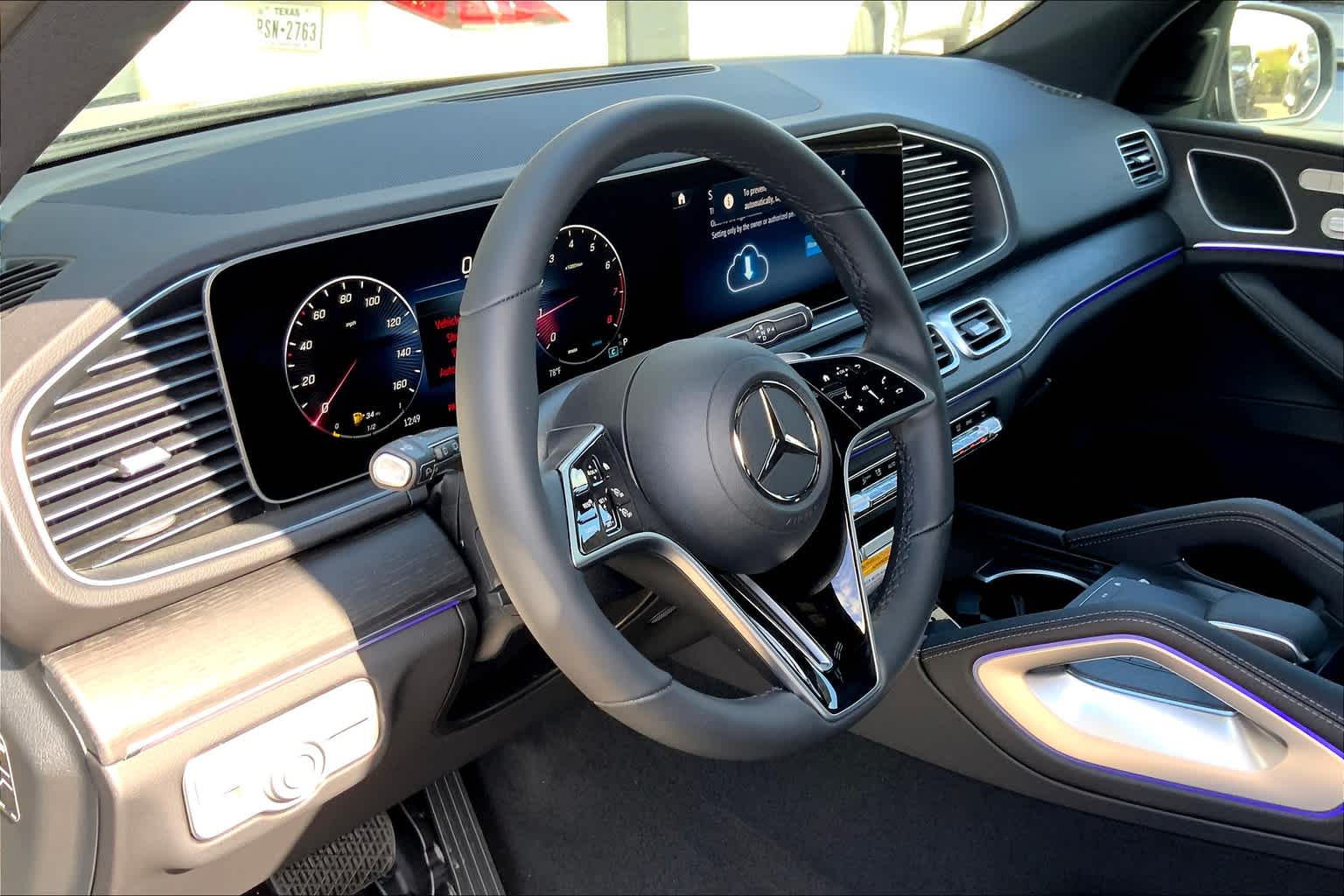 2025 Mercedes Benz GLE 350 4MATIC photo 4