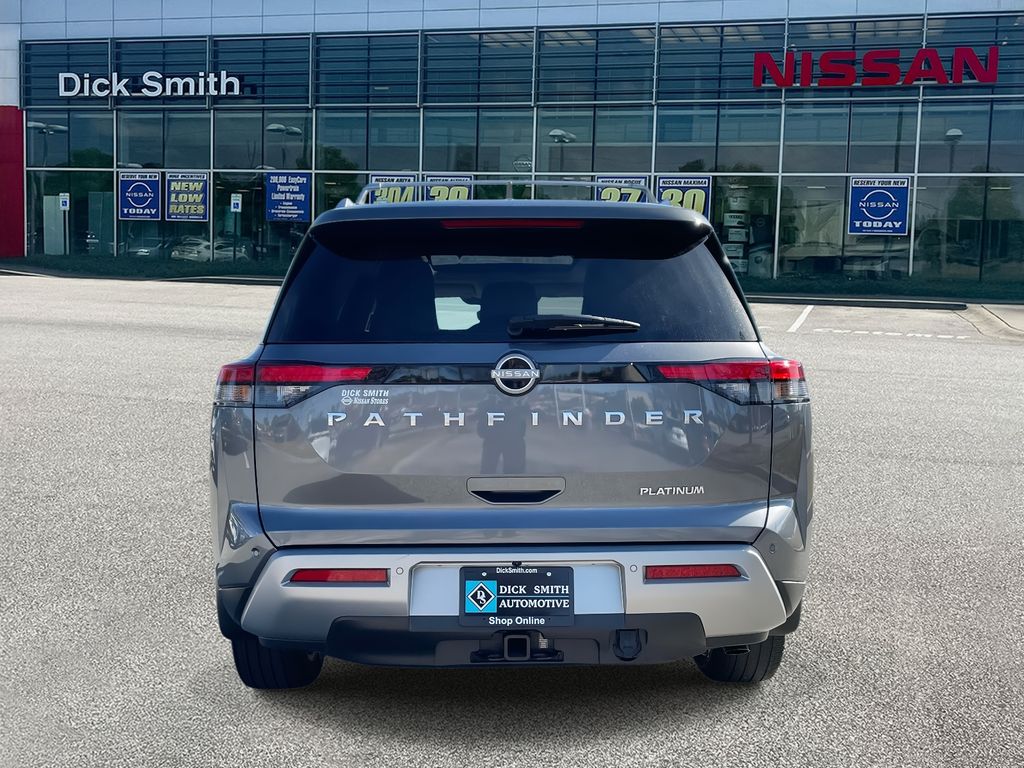 2024 Nissan Pathfinder Platinum photo 4