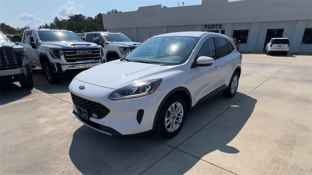 2021 Ford Escape SE photo 4