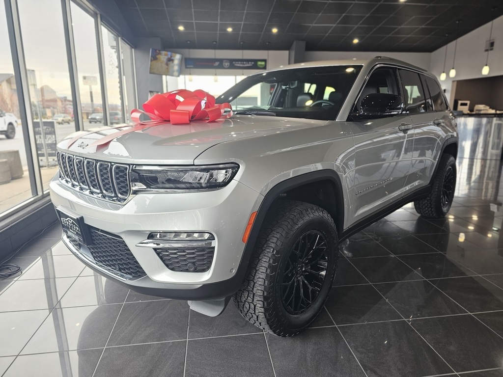 2025 Jeep Grand Cherokee Limited's photo