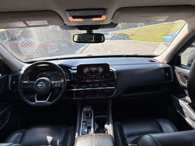 2022 Nissan Pathfinder SL photo 15