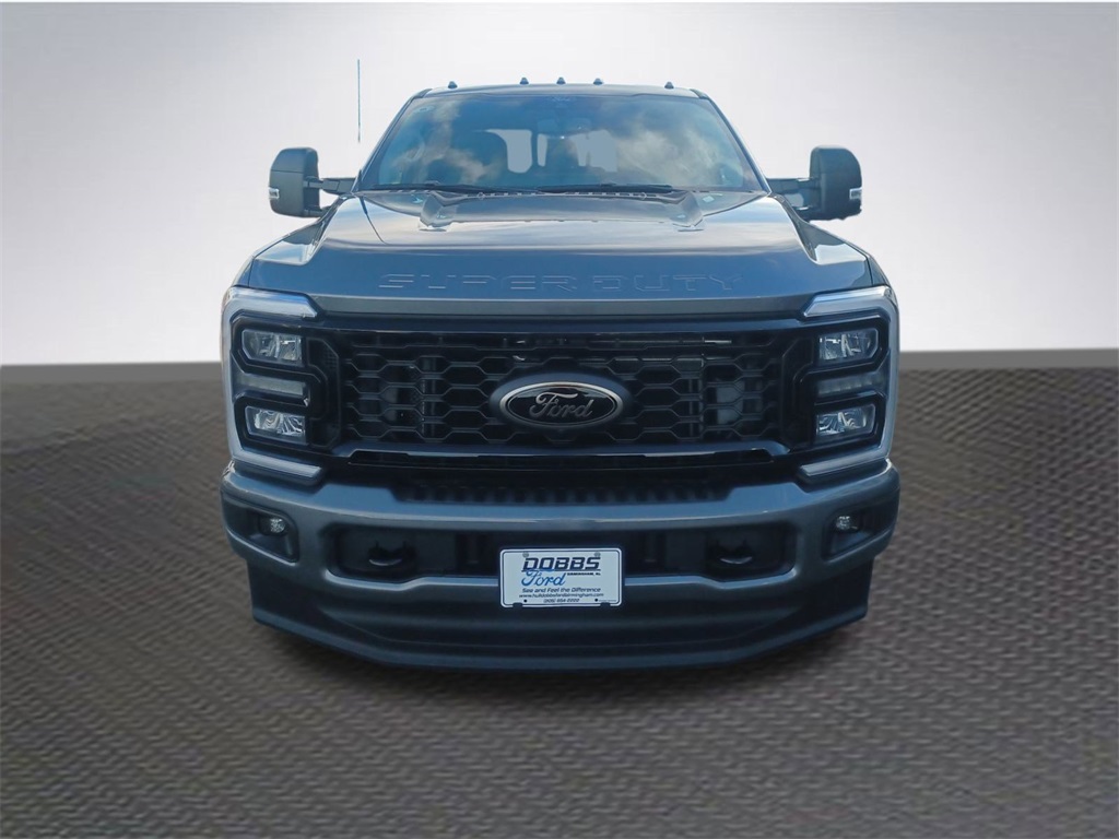 2026 Ford F-250 XLT photo 3
