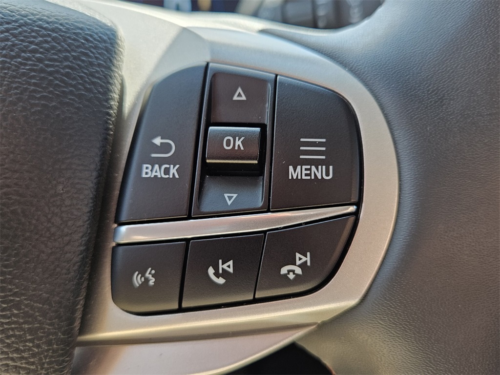 2025 Ford Explorer photo 22