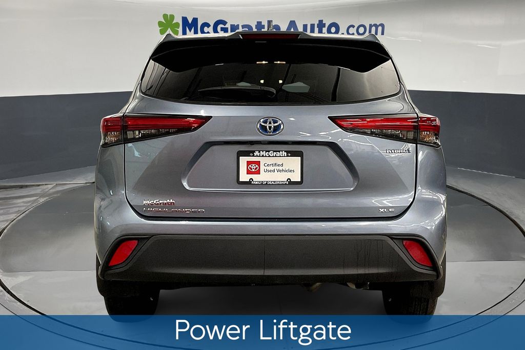 2022 Toyota Highlander Hybrid XLE photo 5