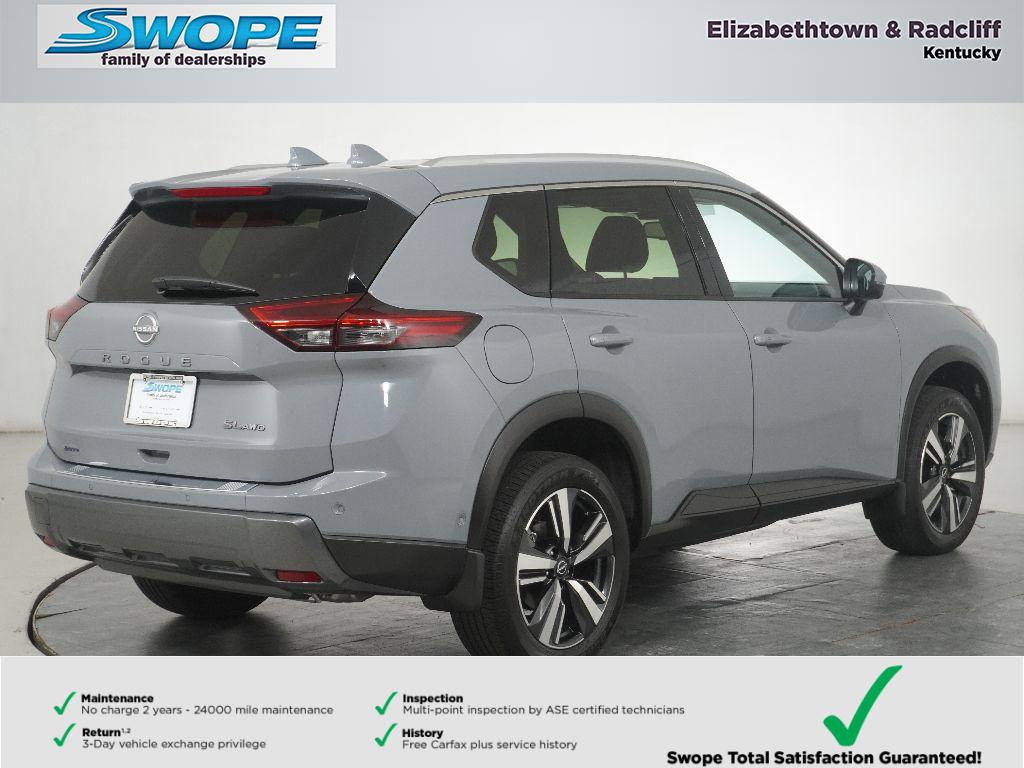 2025 Nissan Rogue SL photo 3