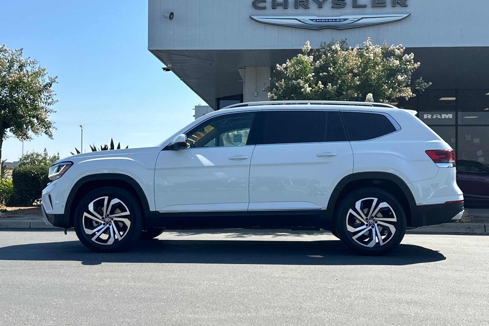 2021 Volkswagen Atlas SEL Premium photo 7