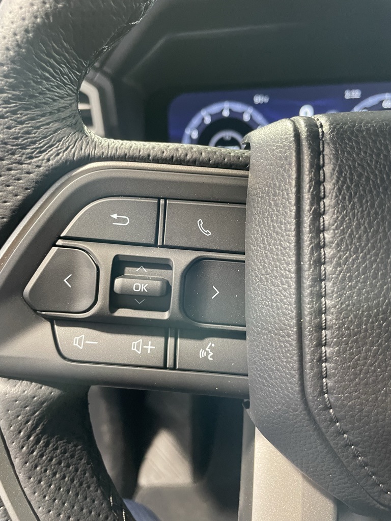 2025 Toyota Tacoma SR5 photo 28