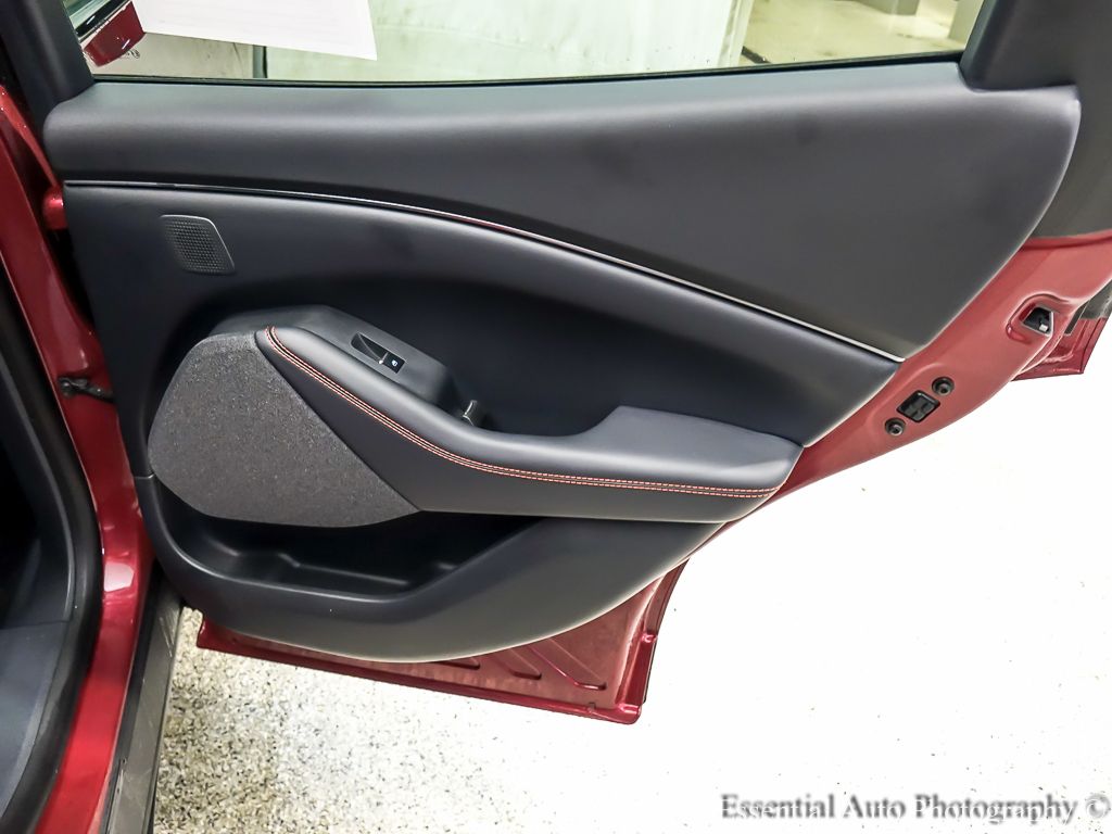 2025 FORD MUSTANG MACH-E - Image 26