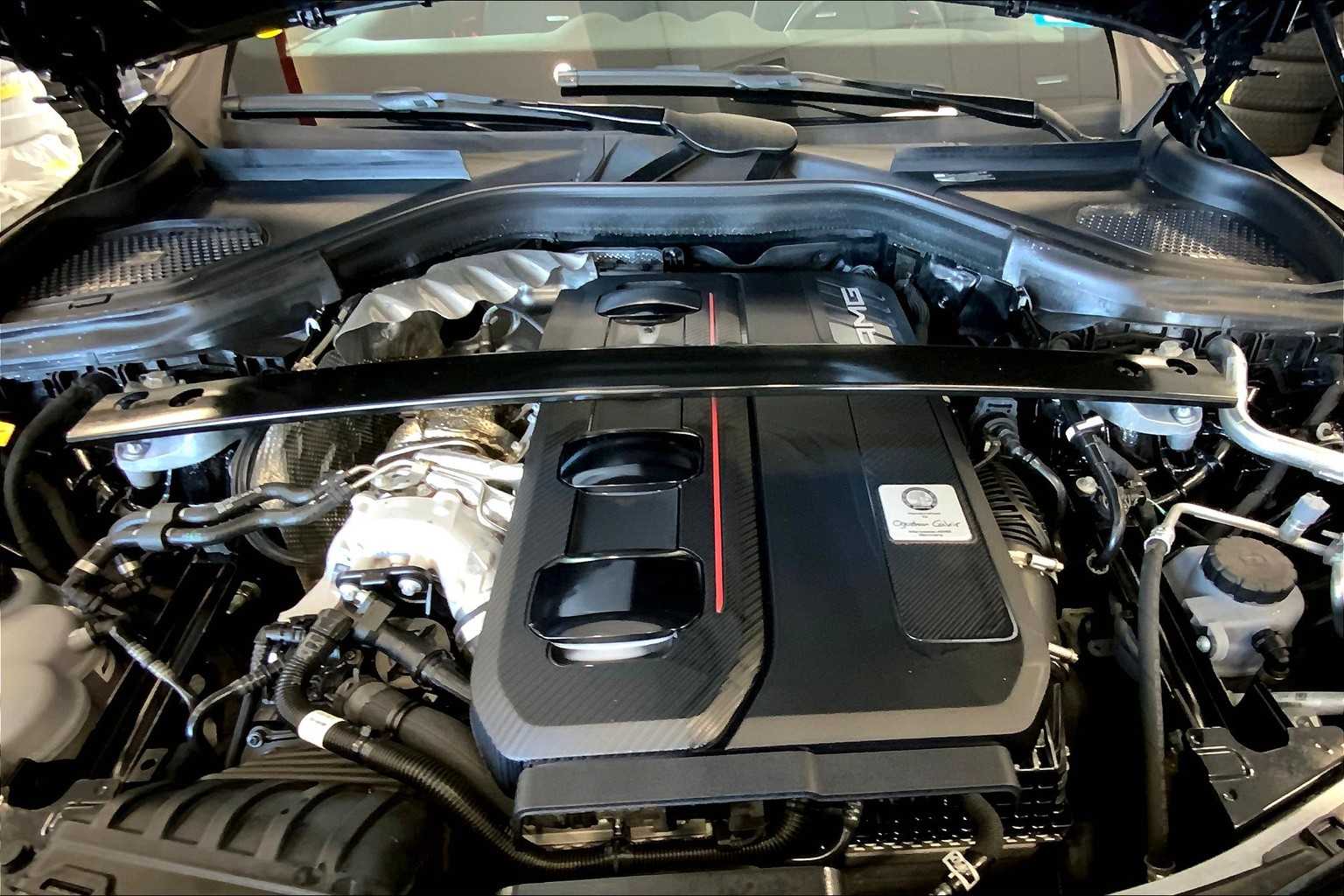 2025 Mercedes Benz GLC AMG 63 S E PERFORMANCE photo 28