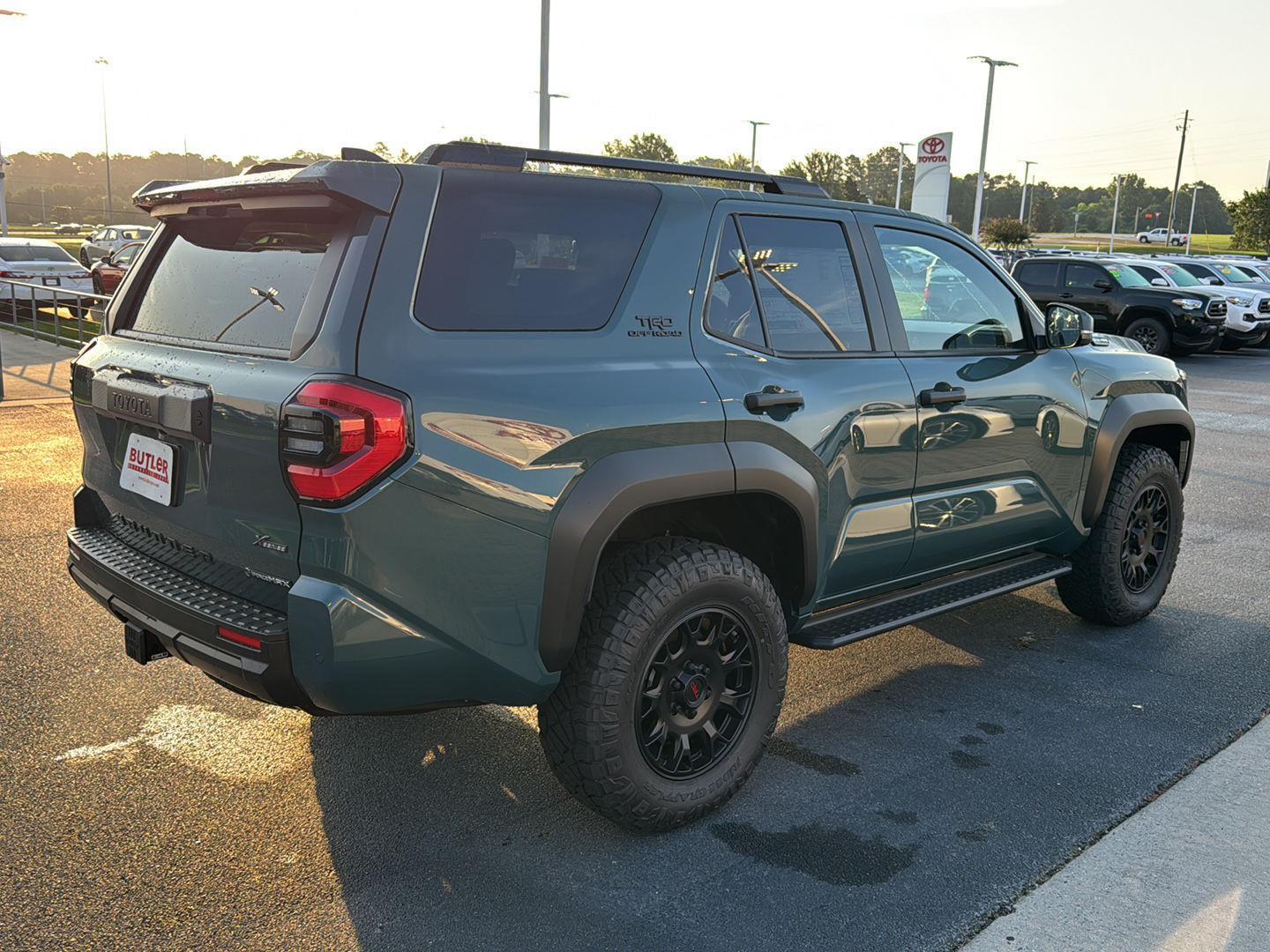 2025 Toyota 4Runner TRD Off-Road photo 4