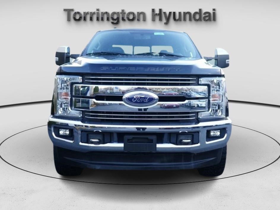 2017 Ford F-250 photo 2