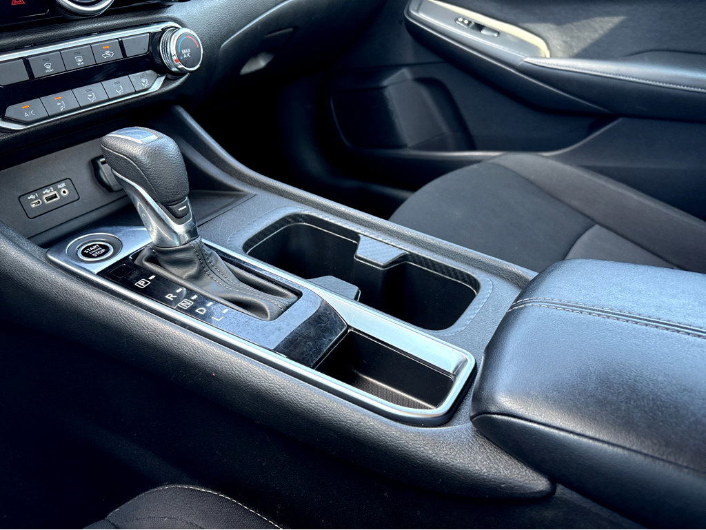 2023 Nissan Sentra SV photo 10