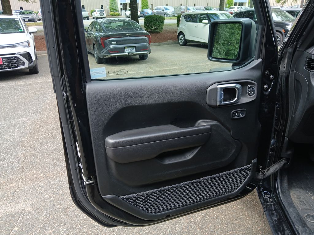 2023 Jeep Wrangler Sport S photo 10