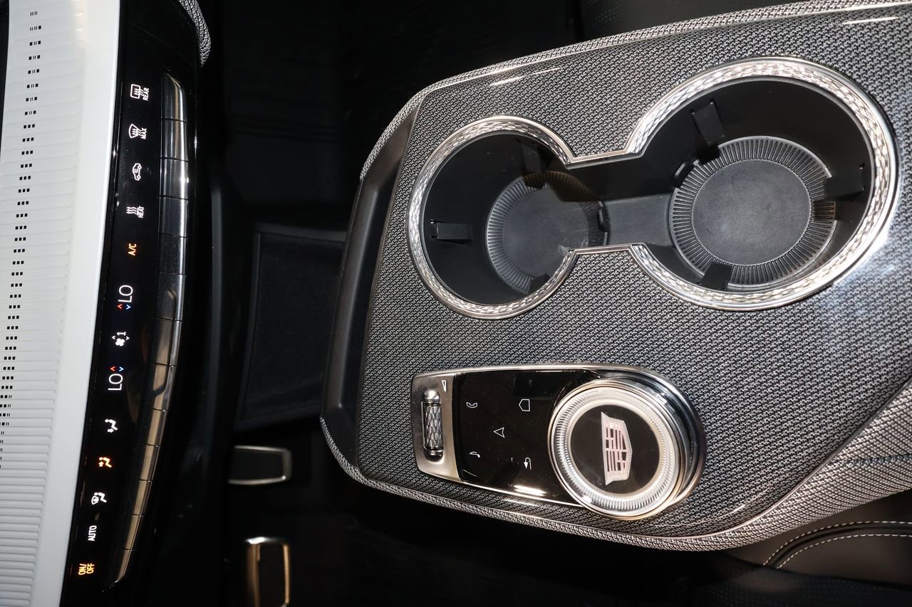 2025 Cadillac Optiq Sport photo 14