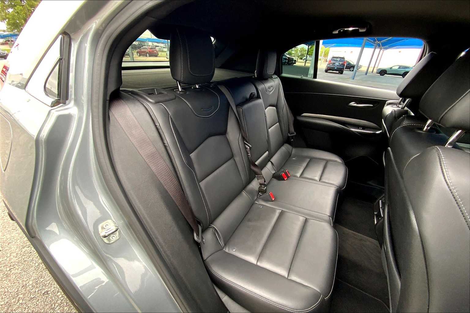 2024 Cadillac XT4 Premium Luxury photo 17