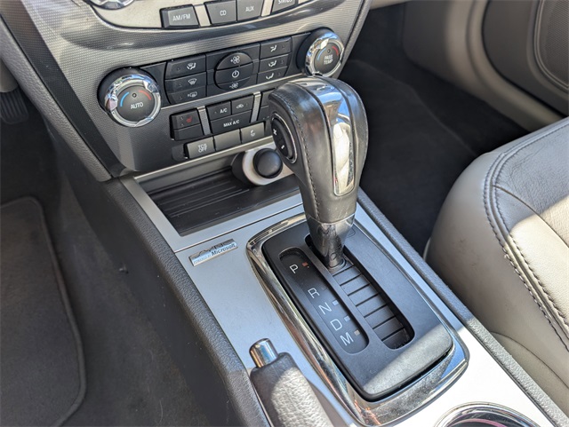 2011 Ford Fusion SEL photo 20