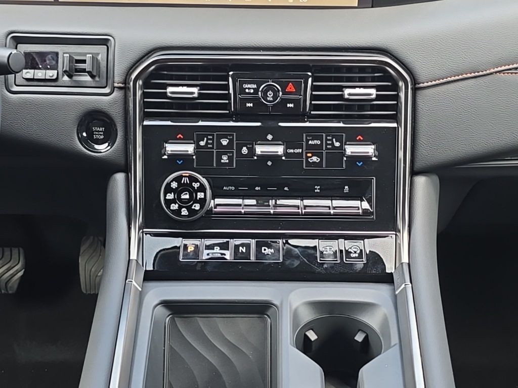 2025 Nissan Armada photo 19