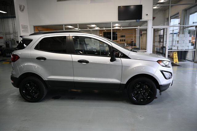 2021 Ford EcoSport SES photo 4