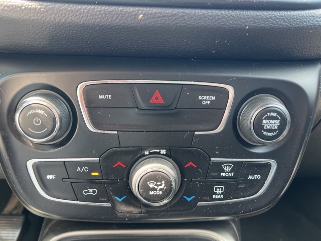 2018 Jeep Compass Latitude photo 18