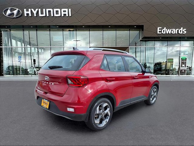 2022 Hyundai Venue SEL Limited photo 4