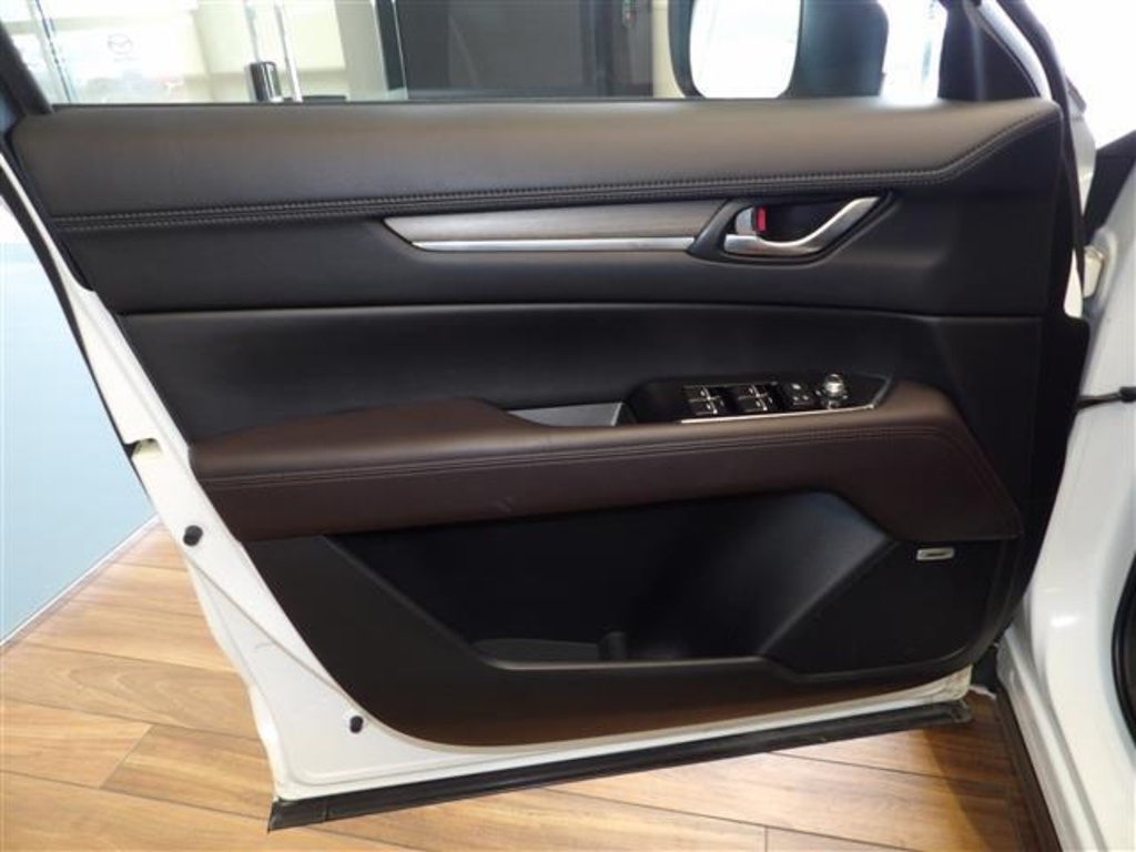2022 Mazda CX-5 2.5 Turbo Signature photo 23