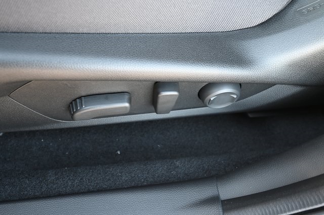 2025 Subaru Crosstrek Premium photo 14