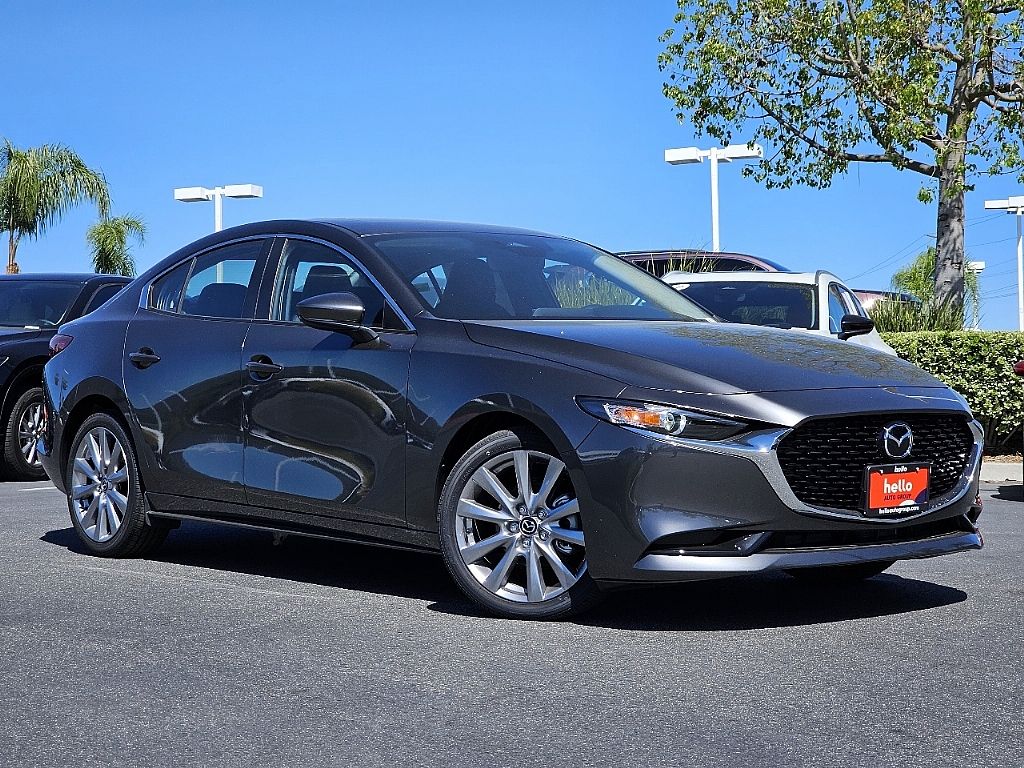 2025 Mazda Mazda3 2.5 s Preferred photo 2
