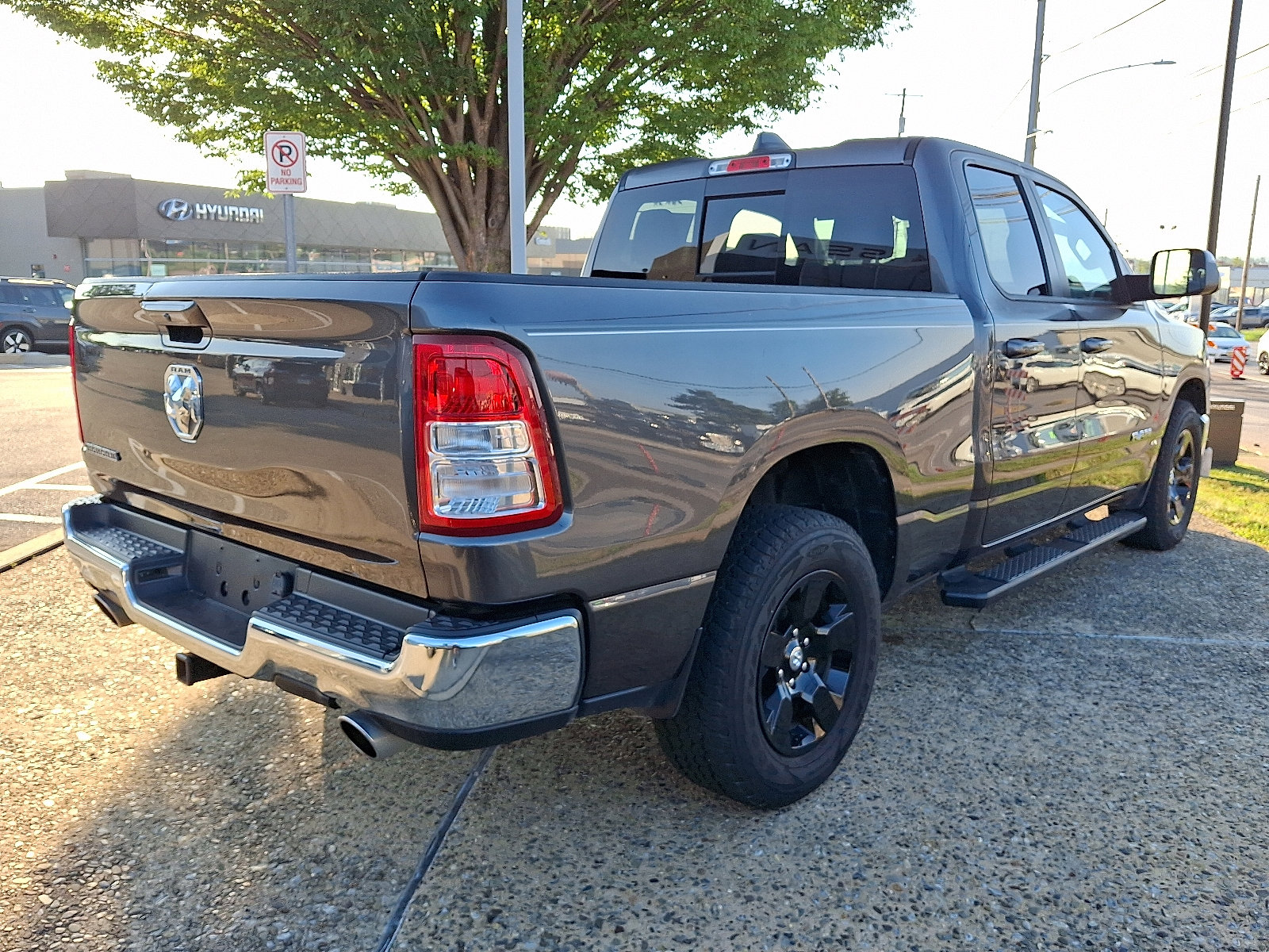 2022 Ram 1500 Big Horn photo 5