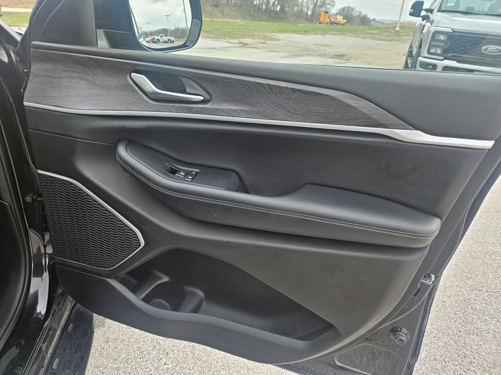 2022 Jeep Grand Cherokee Limited photo 27